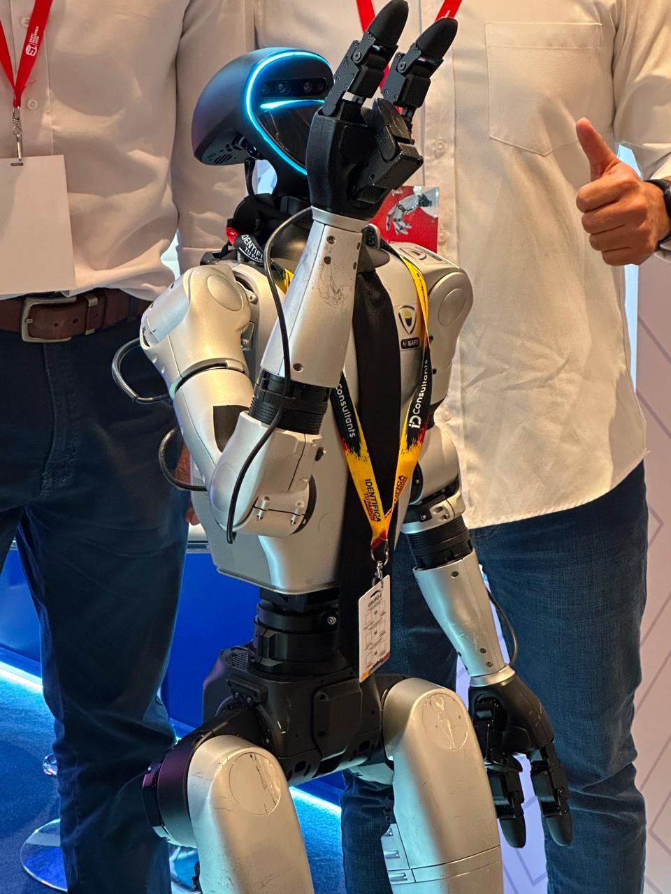 Más allá de la IA: La base de la automatización industrial